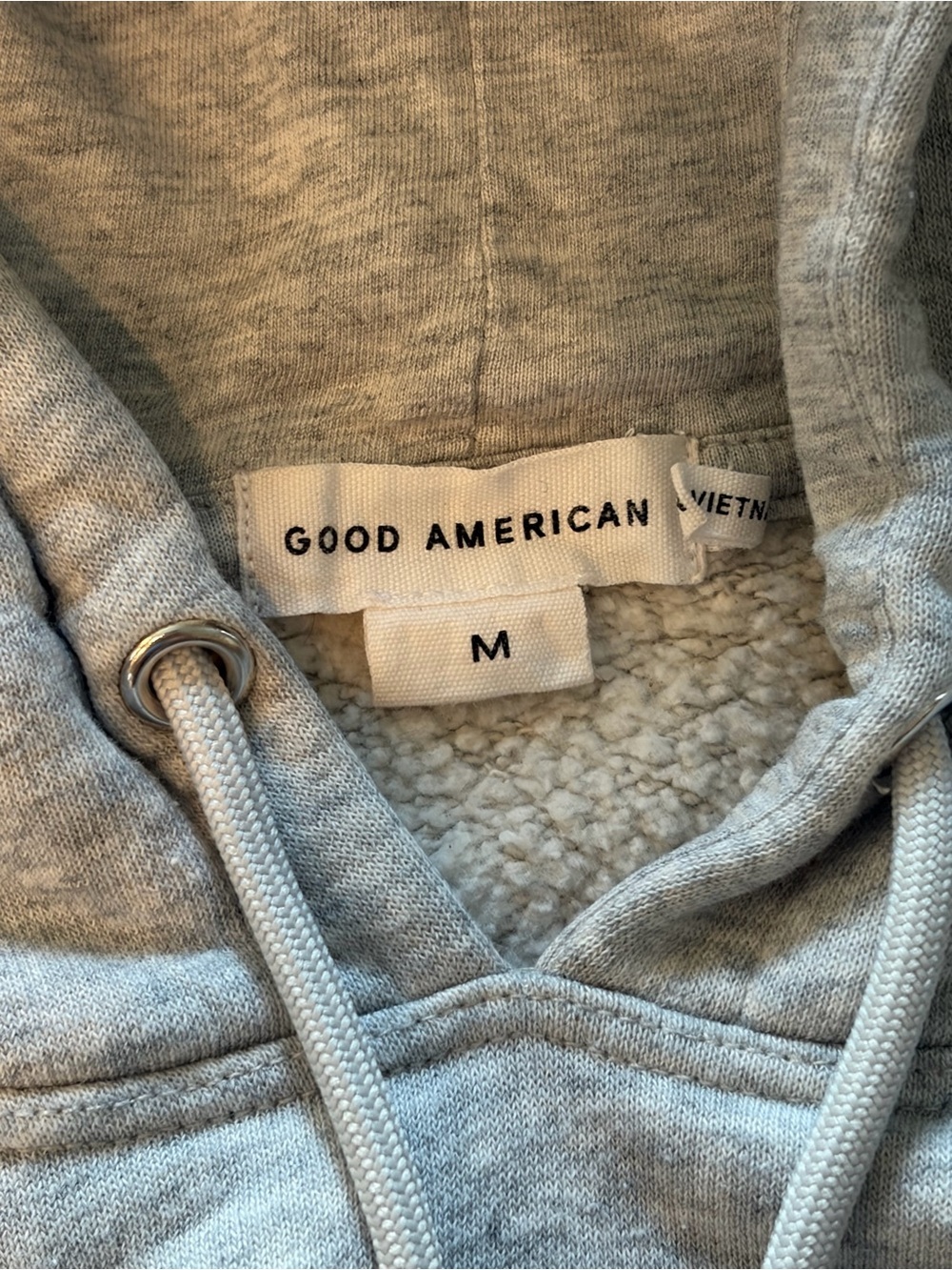 Good American Cropped Hoodie - Picture 4 of 7